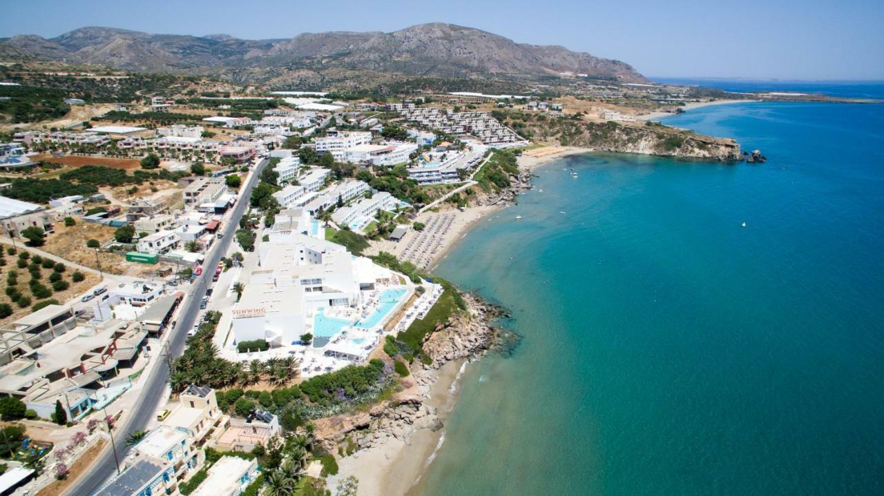 Villa Notos Makrýgialos エクステリア 写真
