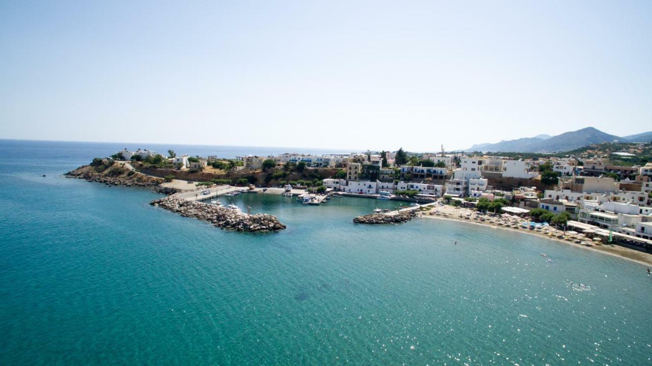Villa Notos Makrýgialos エクステリア 写真